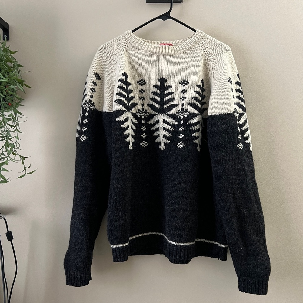Free People Original Knit Black & Cream Fair Isle Sweater (Size L)